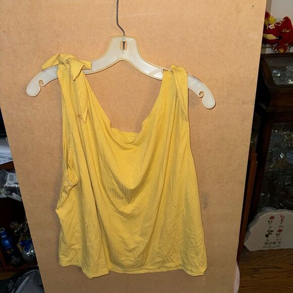 Sunny Yellow Tank Top with Bow Straps - Picture 2 of 4